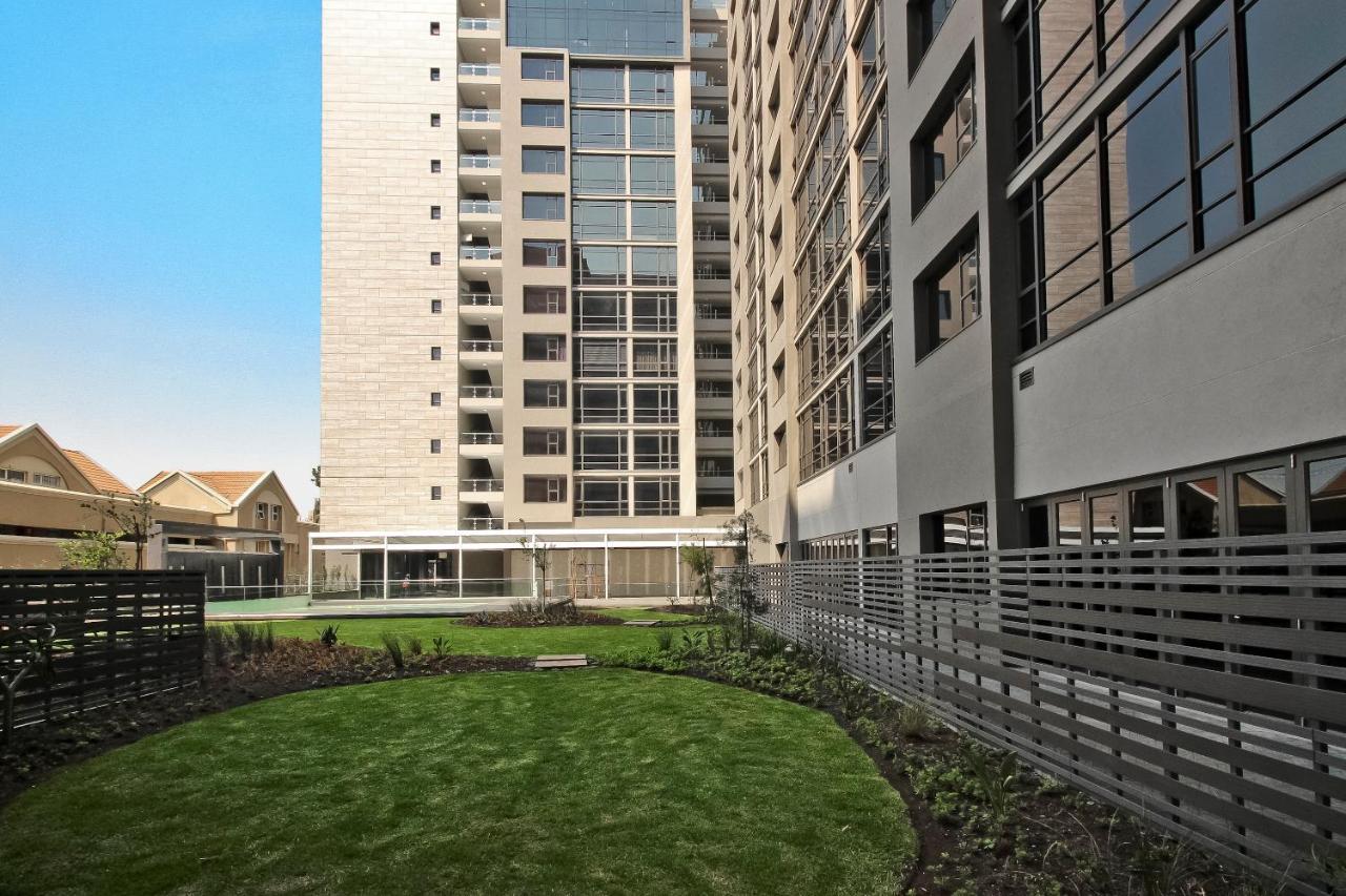Sandton Apartment 15 West Road South Johannesburgo Exterior foto